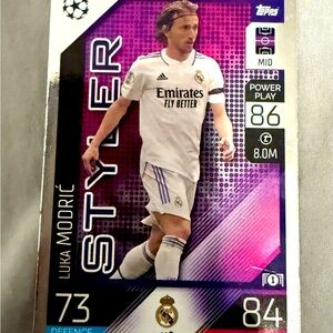 Topps Match Attax Real Madrid C.F. Card - Yellow and Black